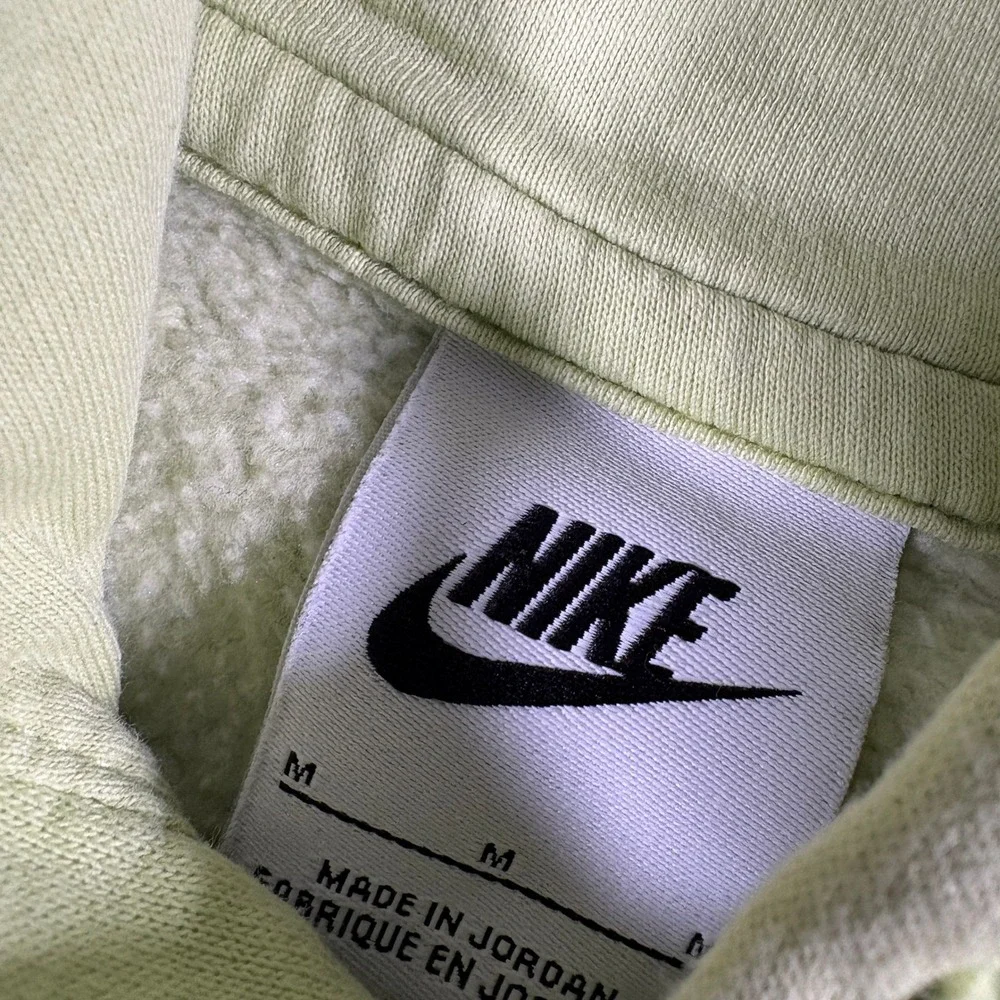 Nike Hoodie Mens Size M Lime Green Sportswear Club Fleece Pullover BV2654-736